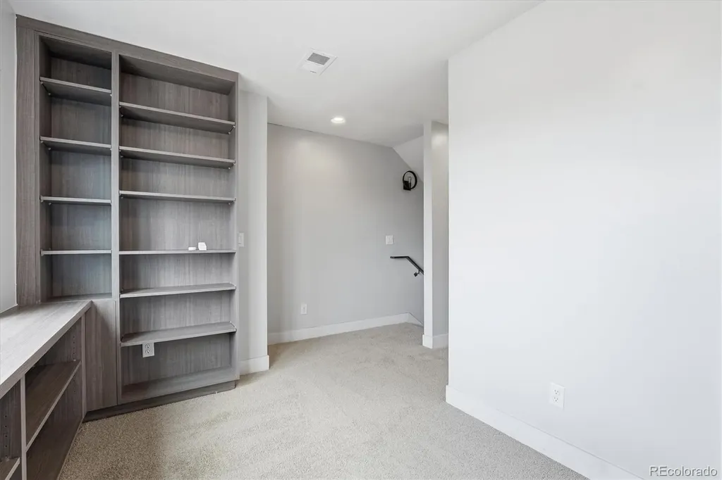 3181 Lawrence Street Denver CO 80205