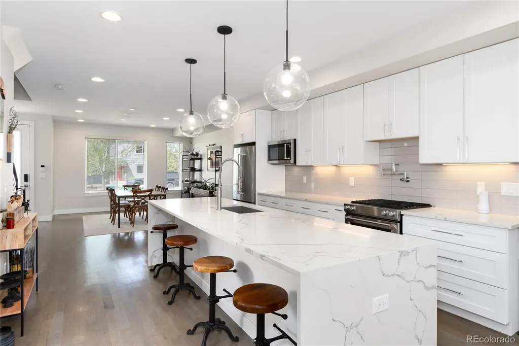 3002 S Elati Street Englewood CO 80110
