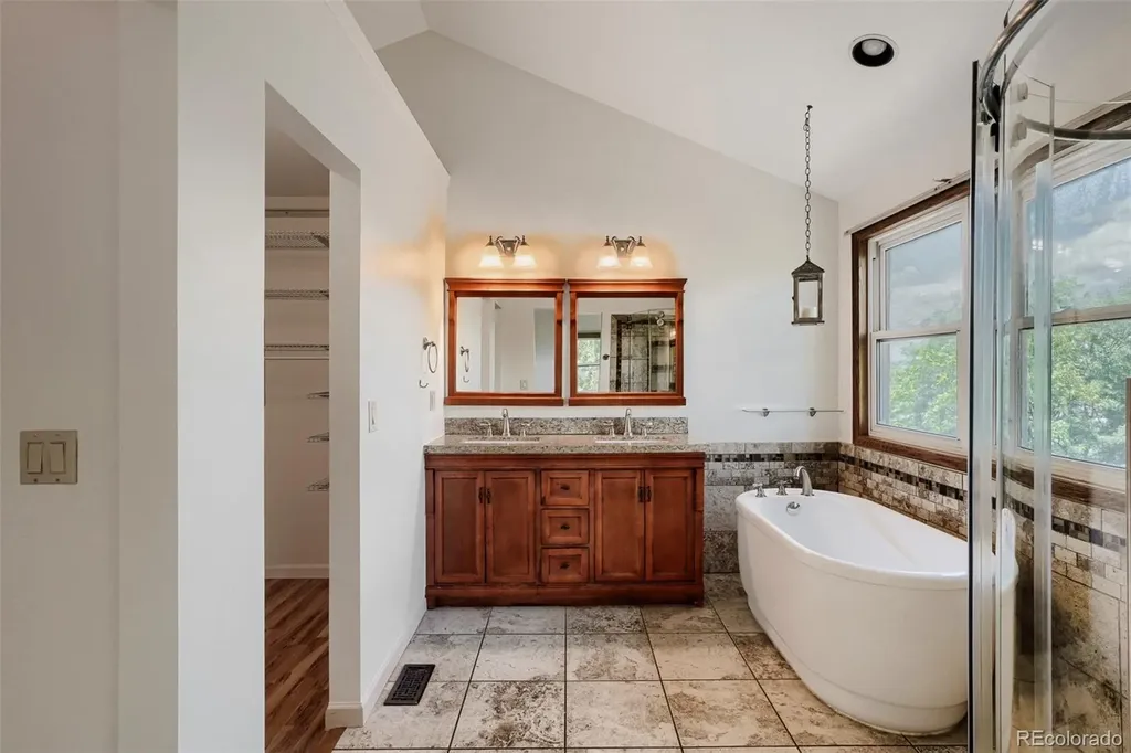 9399 Yale Lane Highlands Ranch CO 80130