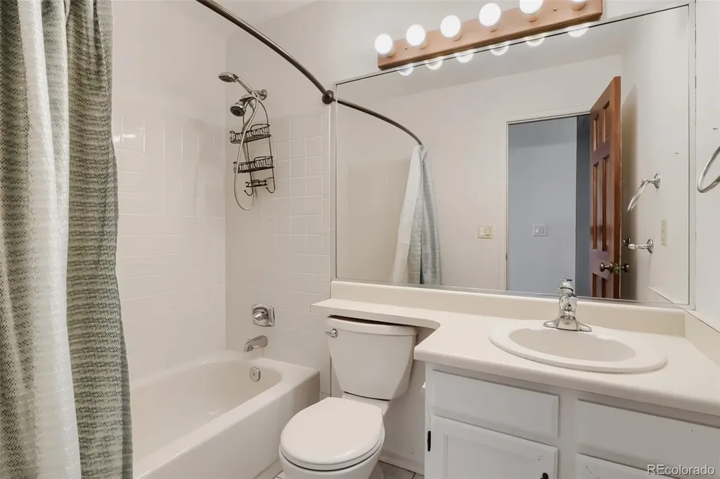 9399 Yale Lane Highlands Ranch CO 80130