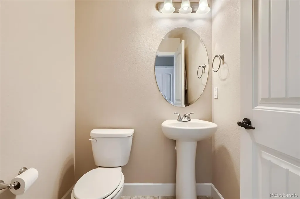 5426 Espana Court Denver CO 80249