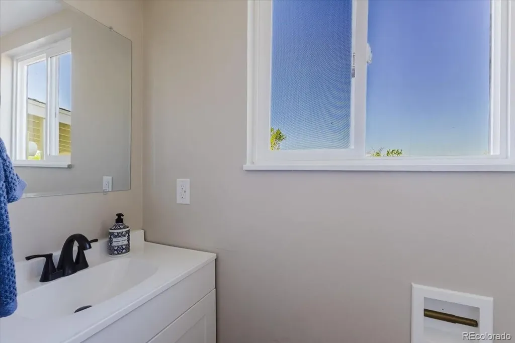4767 S Olathe Street Aurora CO 80015