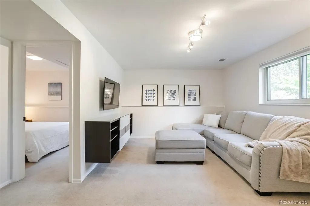 6595 S Cherry Way Centennial CO 80121