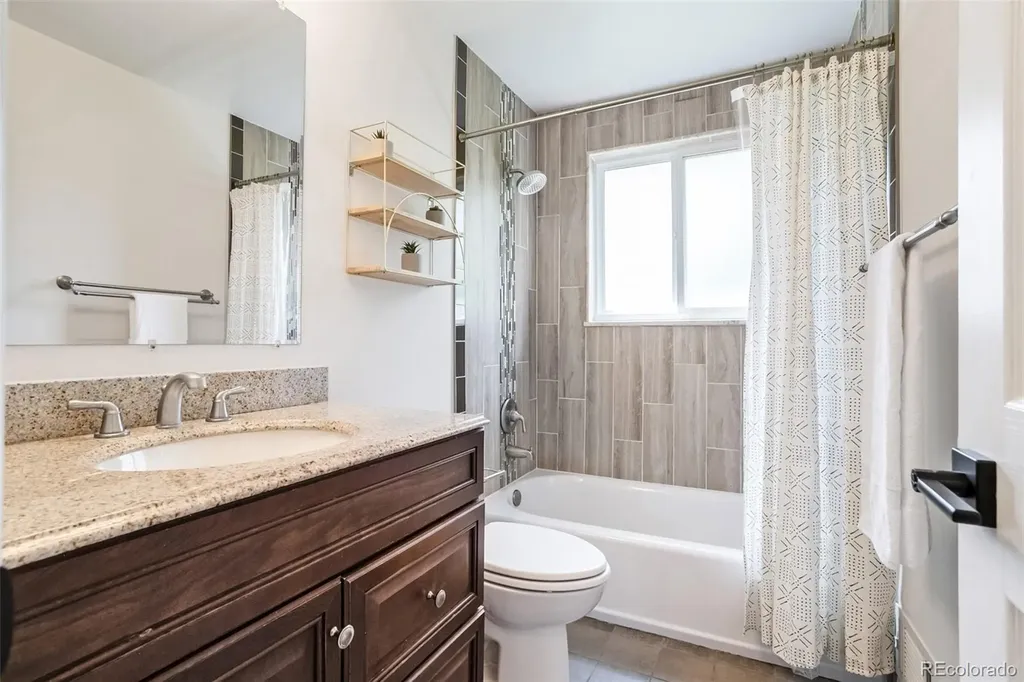 6595 S Cherry Way Centennial CO 80121