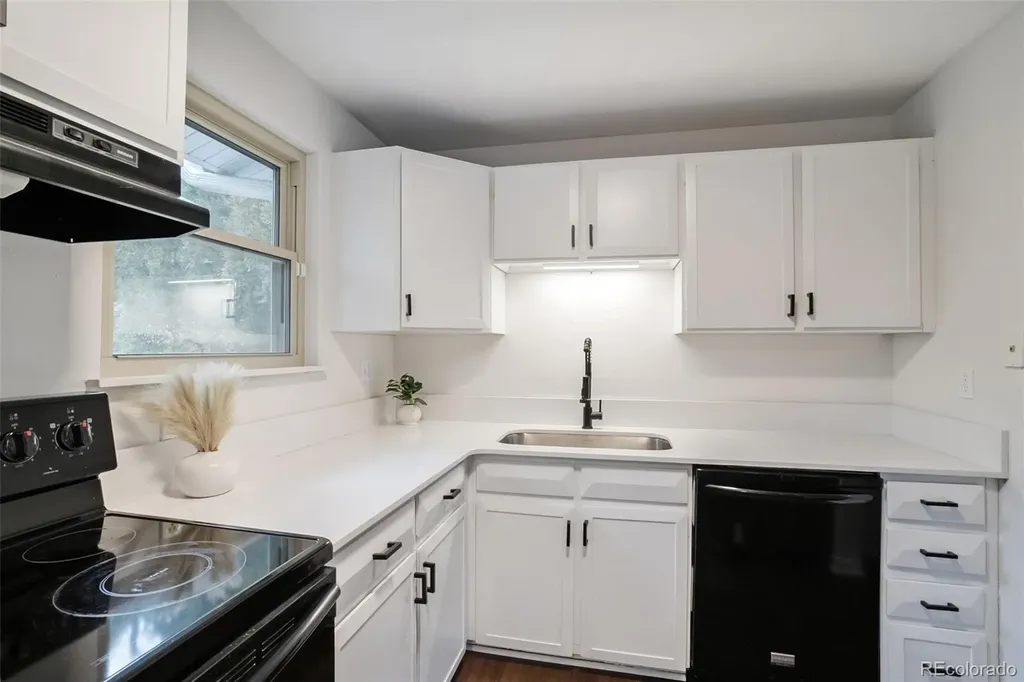 6595 S Cherry Way Centennial CO 80121