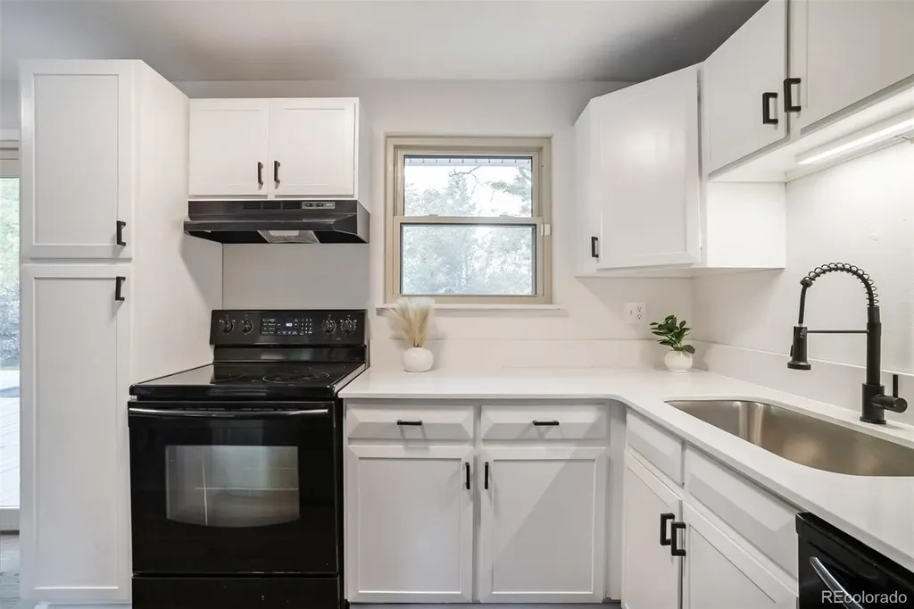 6595 S Cherry Way Centennial CO 80121