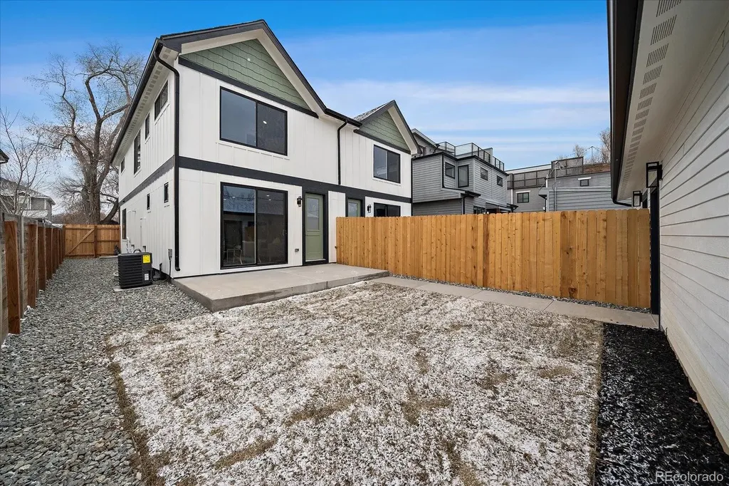 2430 Ames Street Edgewater CO 80214