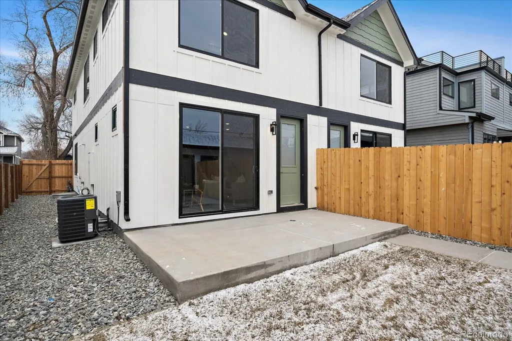 2430 Ames Street Edgewater CO 80214