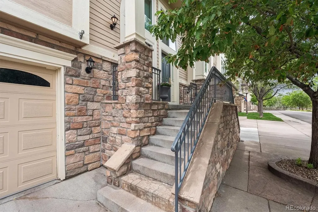 11338 W Radcliffe Drive Littleton CO 80127