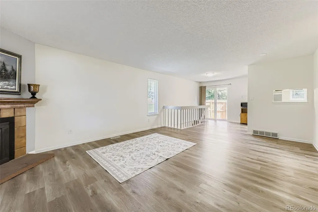 1868 S Ammons Street Lakewood CO 80232
