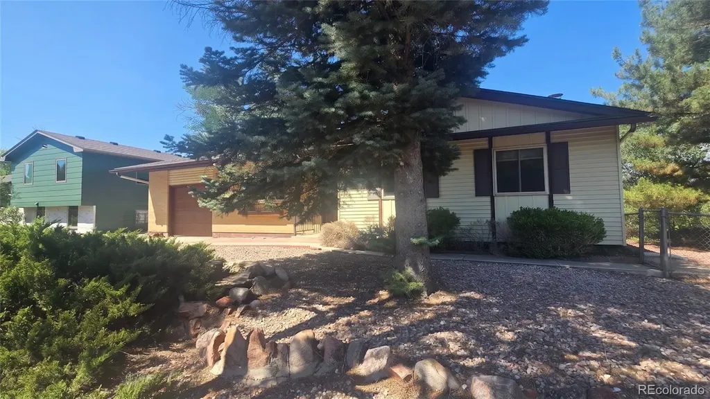 818 Cardinal Street Colorado Springs CO 80911