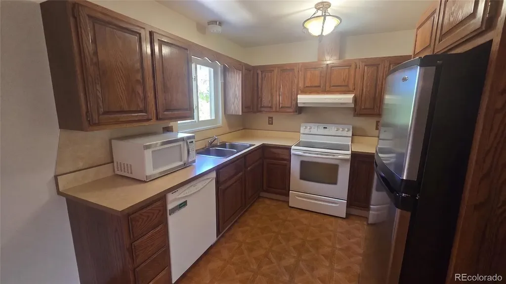 818 Cardinal Street Colorado Springs CO 80911