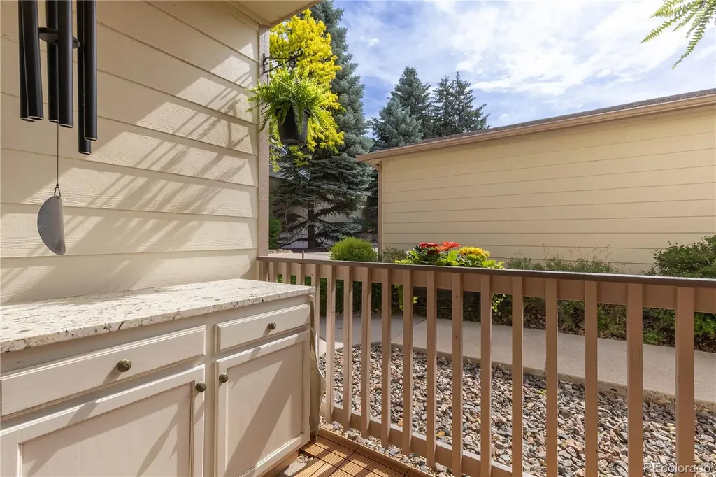 5415 S Dover Street Littleton CO 80123