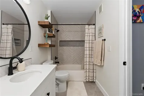 5415 S Dover Street Littleton CO 80123