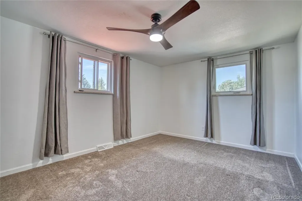 1403 Sanborn Place Longmont CO 80501