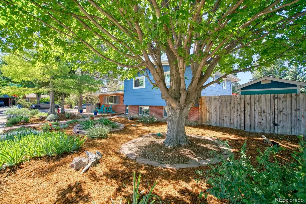 1403 Sanborn Place Longmont CO 80501