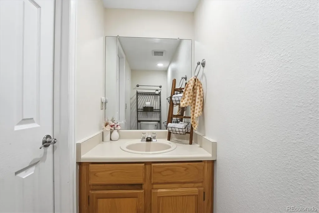 1075 Brittany Way Littleton CO 80126