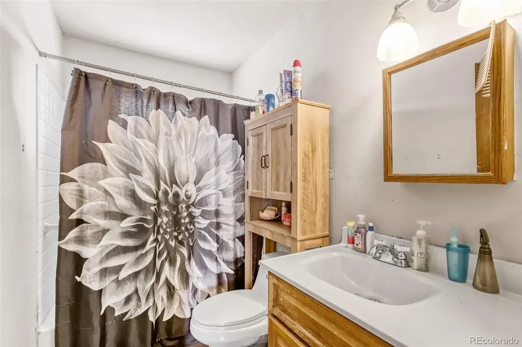 910 Dogwood Avenue Fort Lupton CO 80621