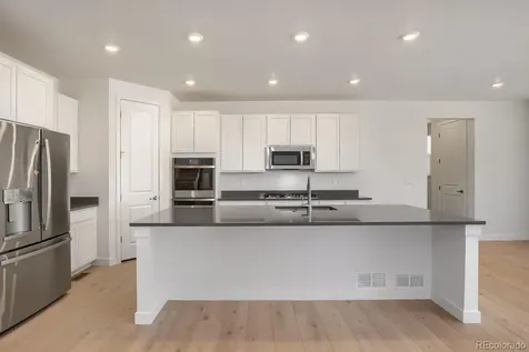 24734 E Kettle Court Aurora CO 80016