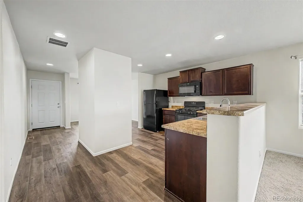 47386 Lily Avenue Bennett CO 80102