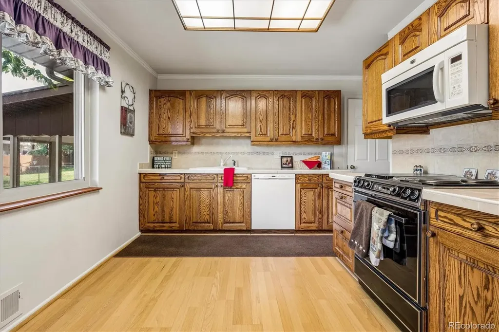 2755 S Patton Court Denver CO 80236