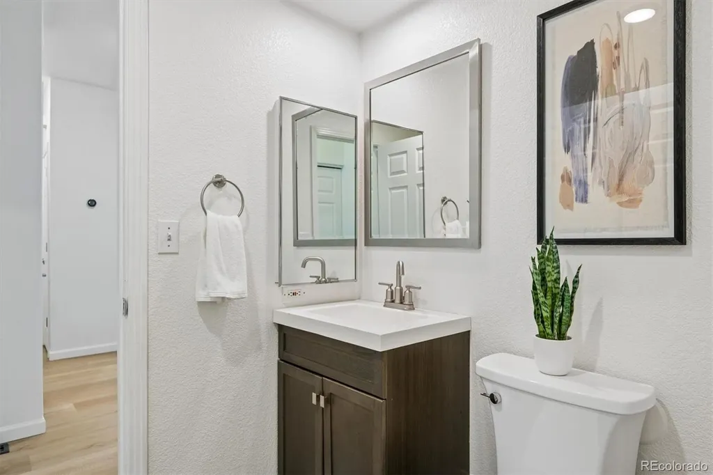 5571 W 76th Avenue Arvada CO 80003
