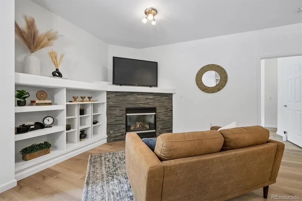 5571 W 76th Avenue Arvada CO 80003