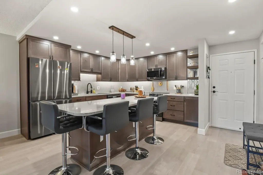 2868 S Heather Gardens Way Aurora CO 80014