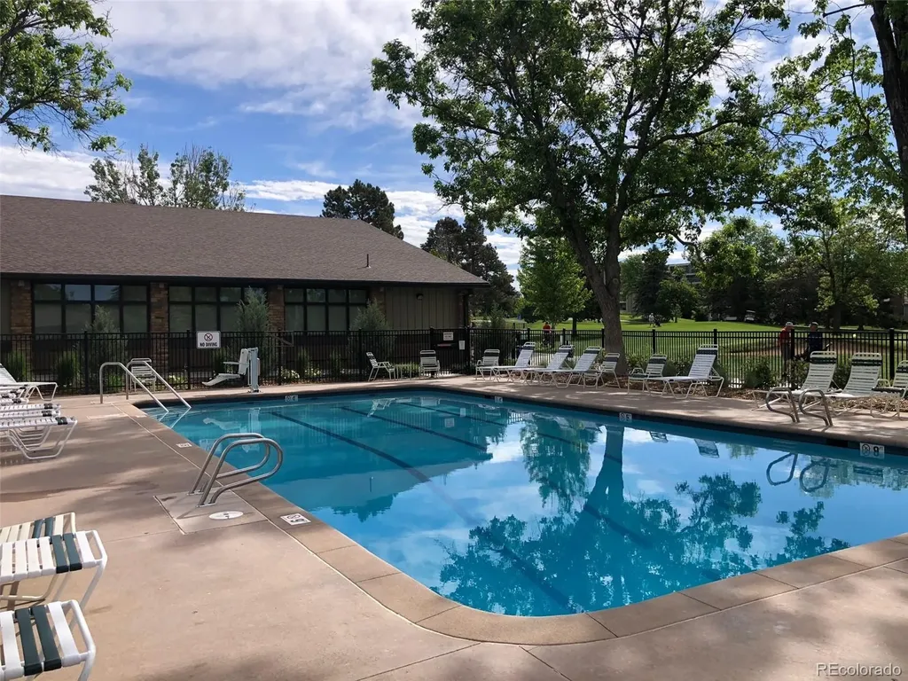 2868 S Heather Gardens Way Aurora CO 80014