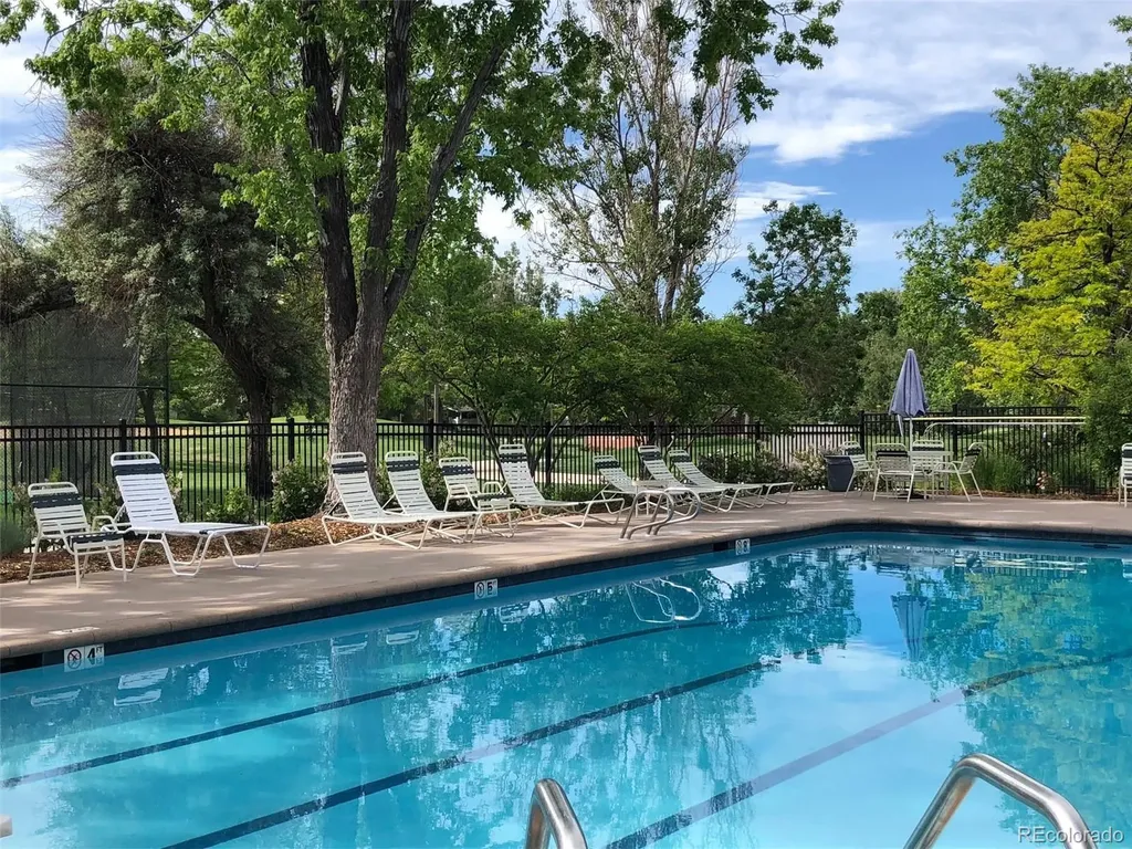 2868 S Heather Gardens Way Aurora CO 80014