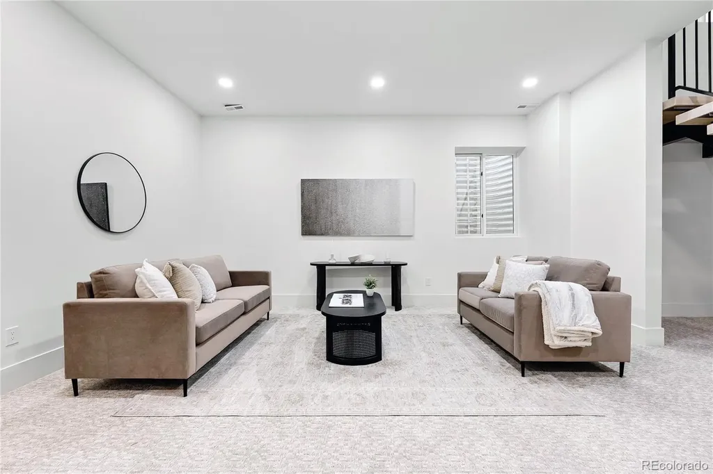 634 S Race Street Denver CO 80209
