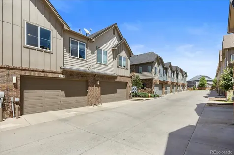 562 E Dry Creek Place Littleton CO 80122