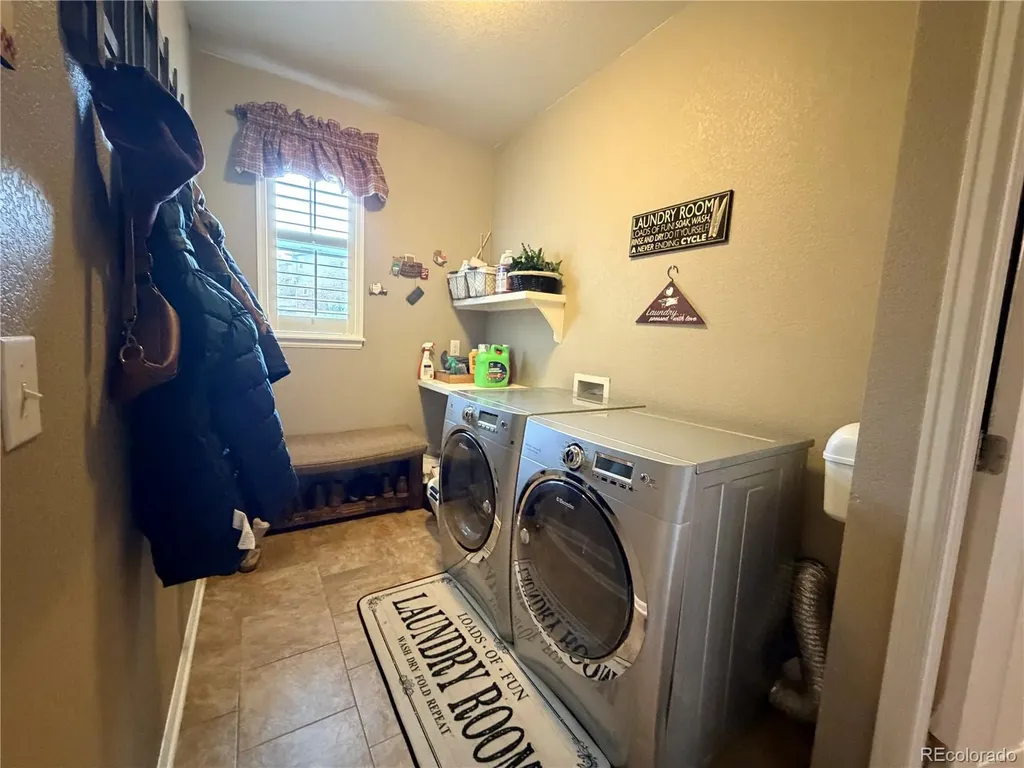6934 S Fultondale Circle Aurora CO 80016