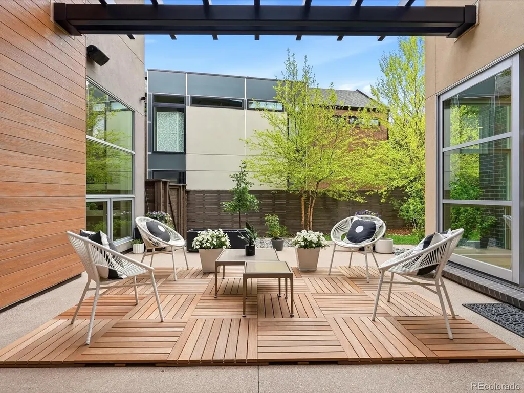 61 N Magnolia Way Denver CO 80230