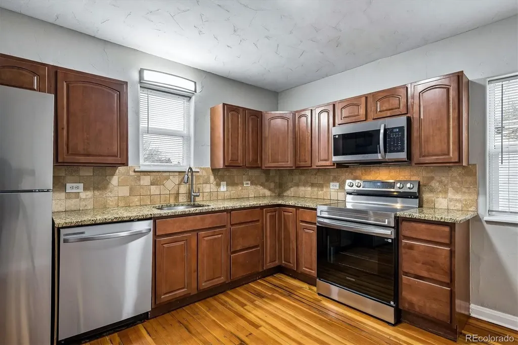 2037 Geneva Street Aurora CO 80010