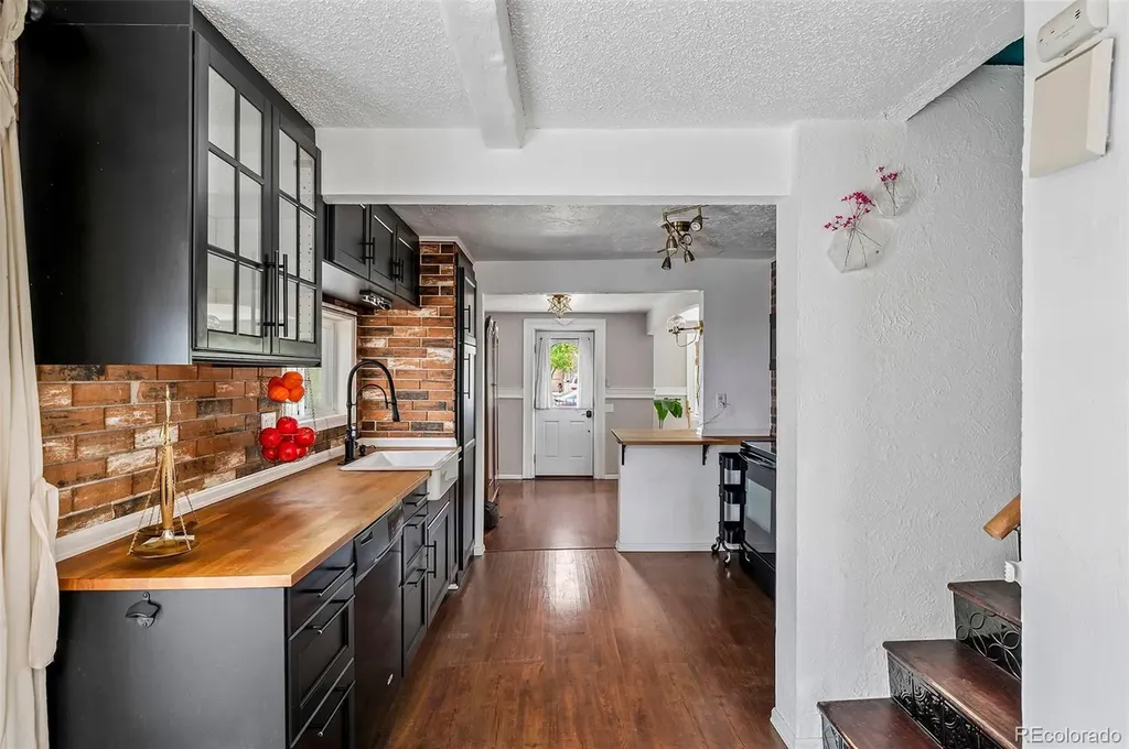 3173 W Ada Place Denver CO 80219