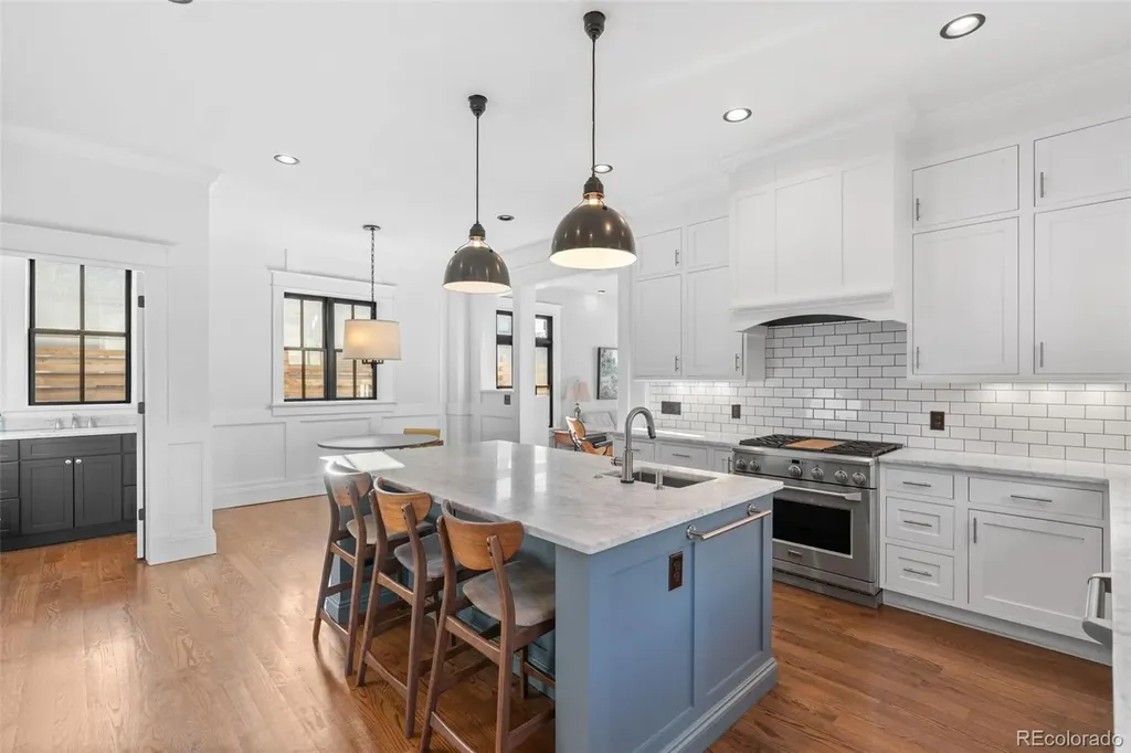 2417 W 35th Avenue Denver CO 80211