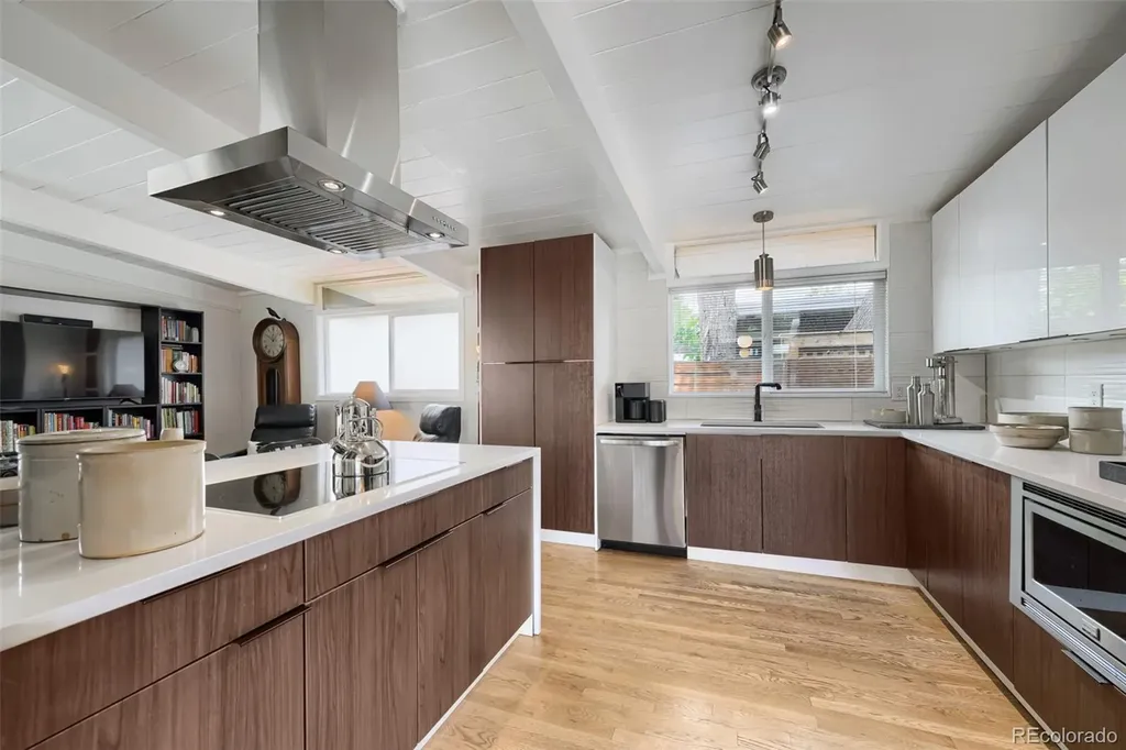 1860 S Holly Street Denver CO 80222