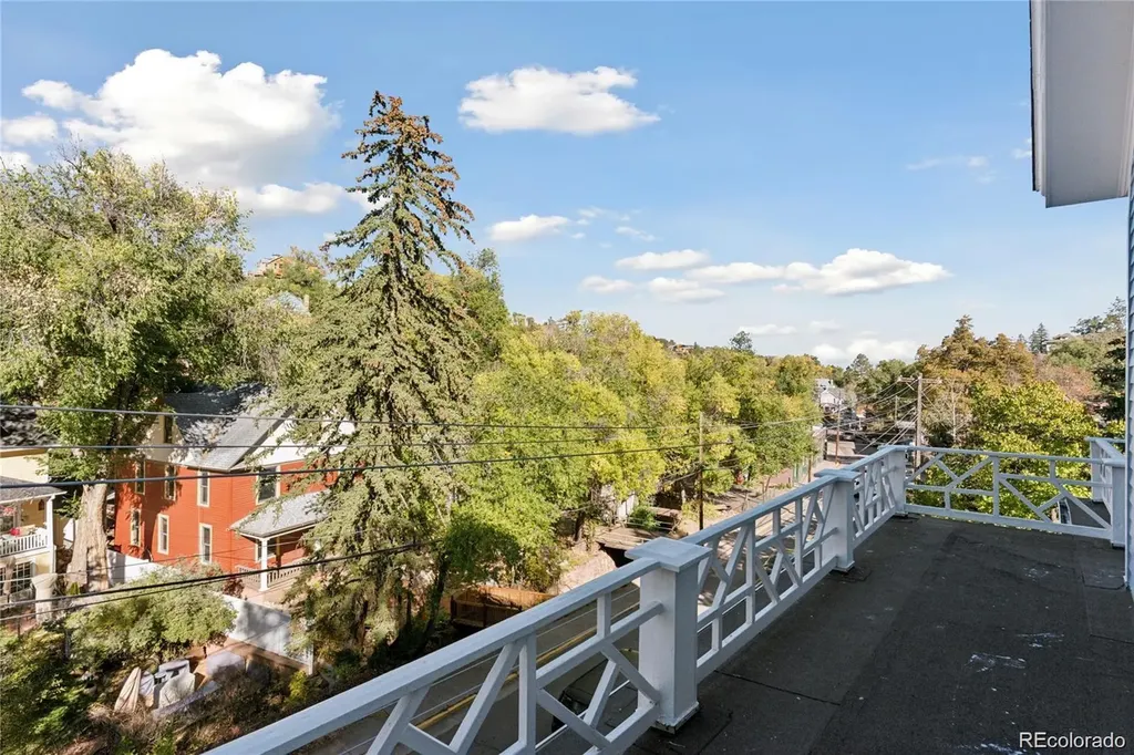 151 Ruxton Avenue Manitou Springs CO 80829