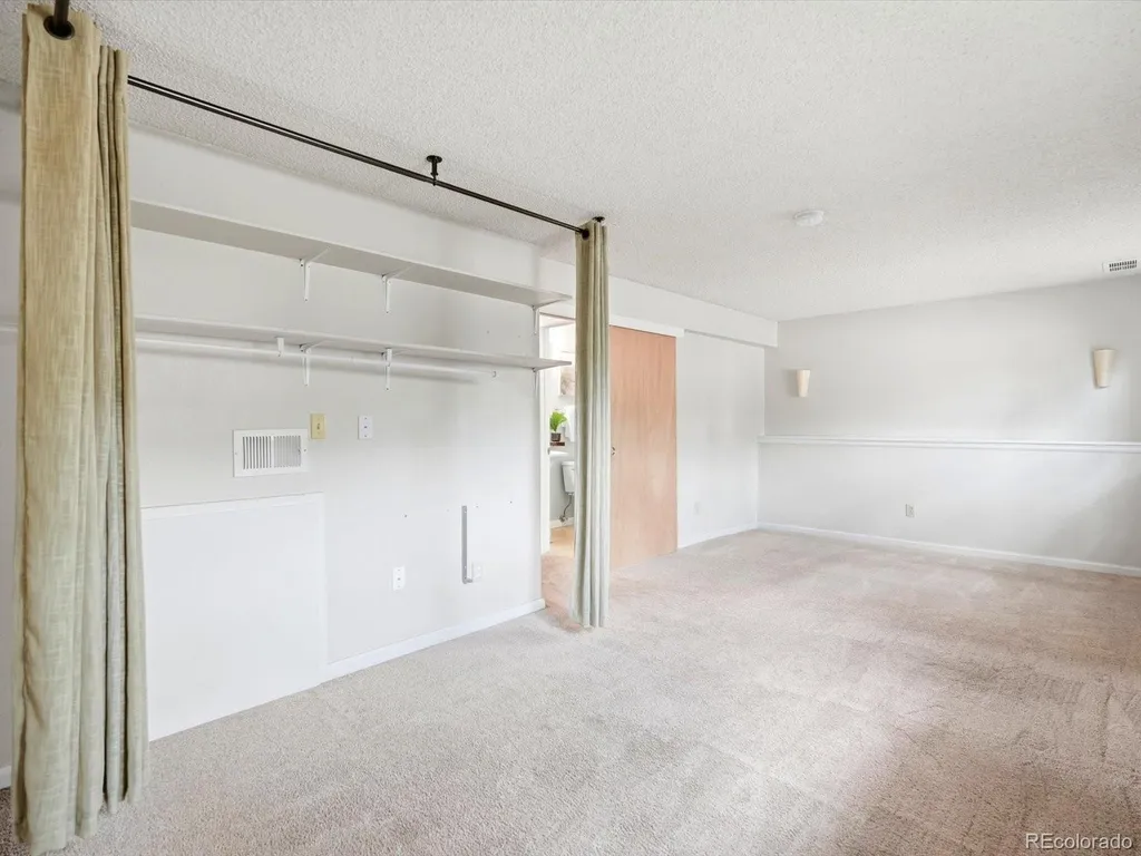 951 Conifer Court Littleton CO 80126