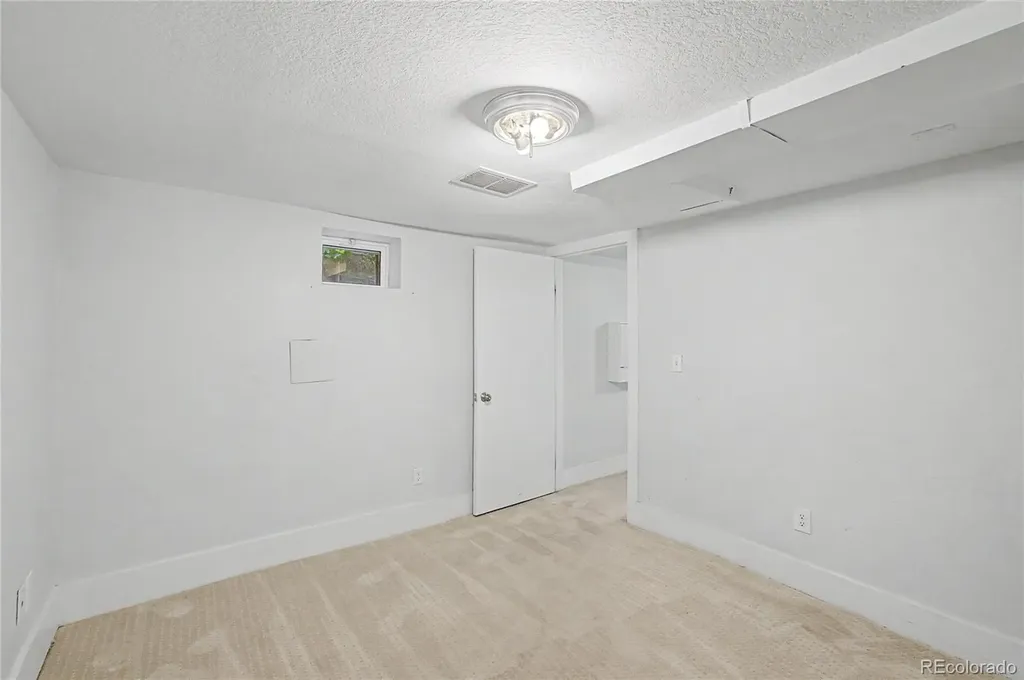 3318 N Steele Street Denver CO 80205