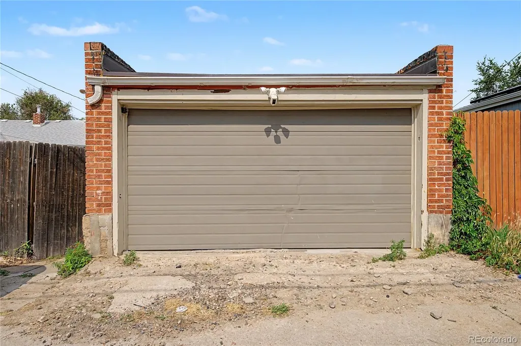 3318 N Steele Street Denver CO 80205