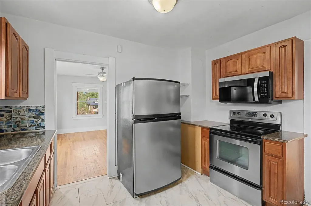 3318 N Steele Street Denver CO 80205