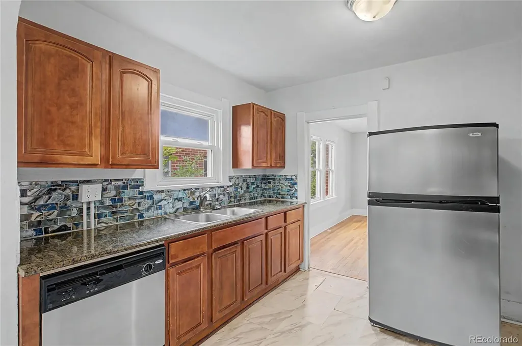 3318 N Steele Street Denver CO 80205