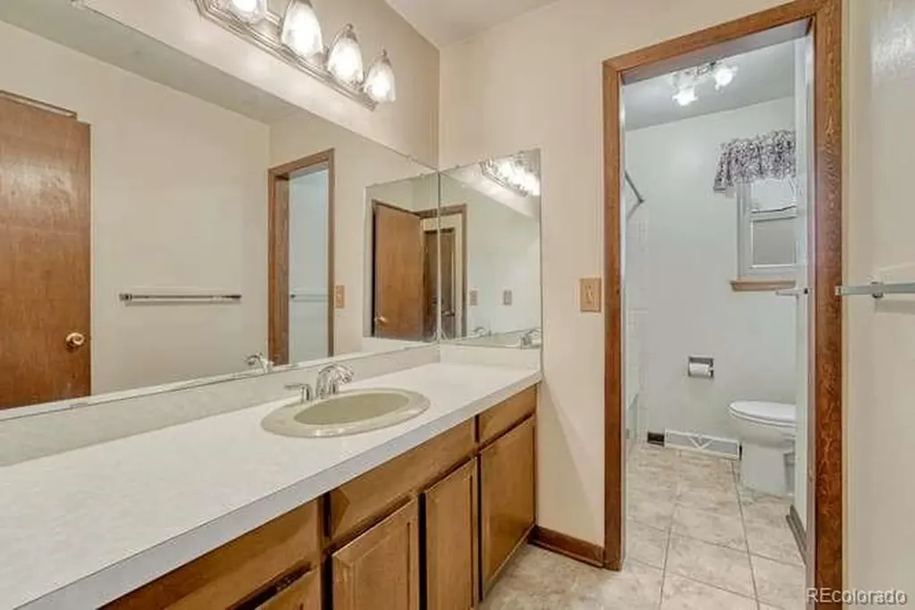 2648 S Macon Court Aurora CO 80014
