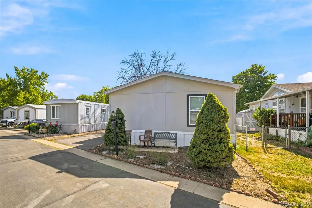 281 Skylark Circle Lafayette CO 80026