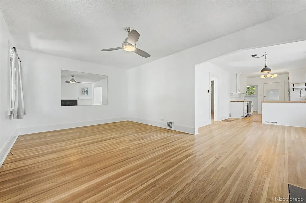 3126 W Clyde Place Denver CO 80211
