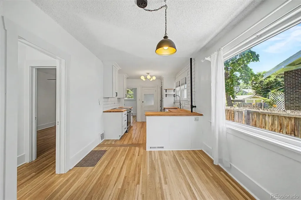 3126 W Clyde Place Denver CO 80211