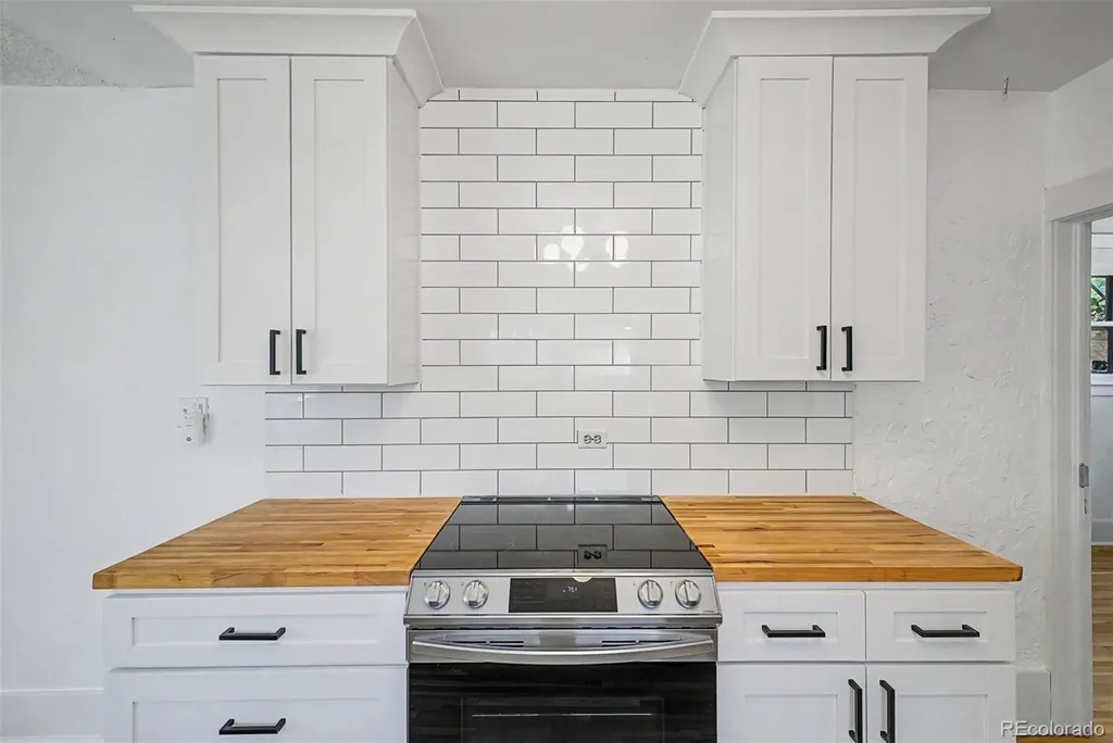 3126 W Clyde Place Denver CO 80211