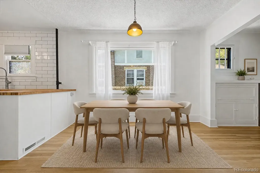 3126 W Clyde Place Denver CO 80211